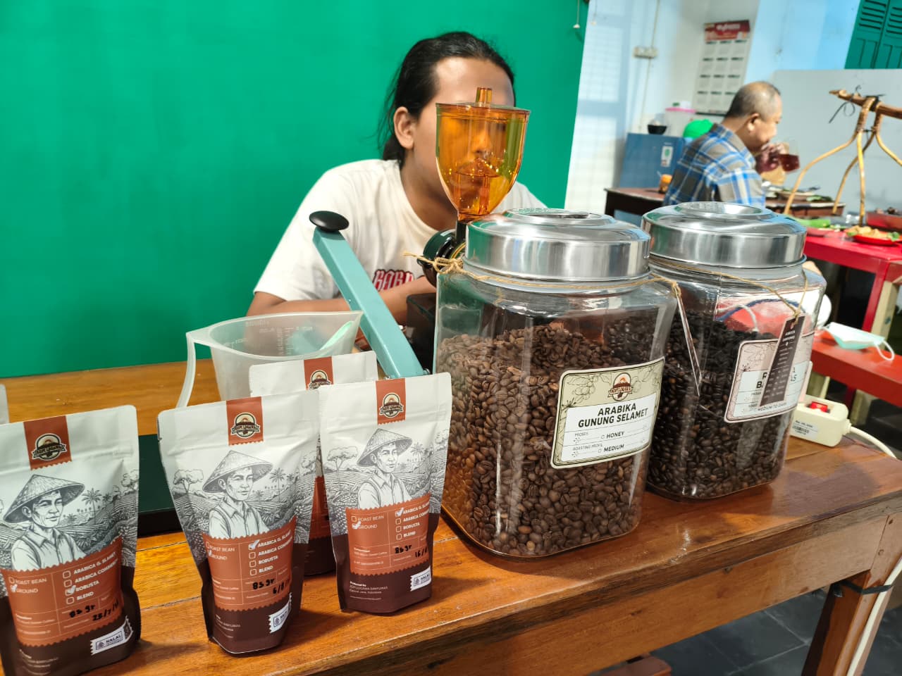 Kopi Banyumas Kopi Logawa Kini Hadir di Sawangan